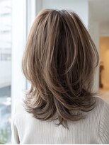 ハーツ 青山表参道店(Heart's) 白髪ぼかし脱白髪染め似合わせレイヤーカット40代50代60代