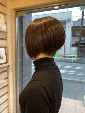 サロンドカスティーロ(salon de castillo) ハンサムショート☆20代30代40代小顔クール丸みショート昭和区