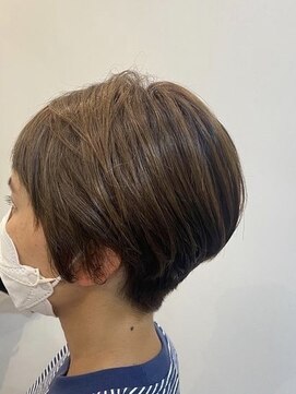 エイチヘアデザイン(H_hair design) 丸みショートボブ