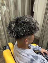 ラボーテイサミヘアーイースト(La.beaut'e ISAMI HAIR EAST) メンズウルフマッシュパーマハイライト〈理容室〉東浦和メンズ