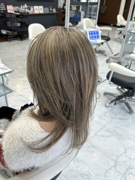 ラシックヘア 加古川店(LASSIC HAIR) Silver ash
