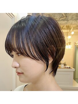 トッカ ヘアアンドトリートメント 難波店 小顔似合わせカット愛されクールショート20代/30代40代50代/難波