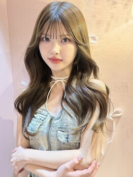 イロ(iiro)の写真/自慢のカラーが映えるカット技術＊重くなりすぎないトレンドヘアを、自宅でも再現できるように仕上げます。