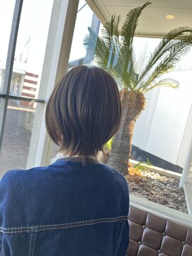 レシェル 松阪(RECIEL) 透明感ある色味のショートボブ