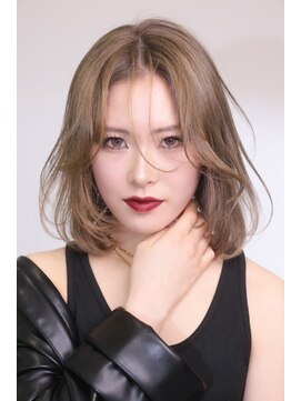 キング(K!ng) 縮毛矯正髪質改善ハイライトレイヤーカット葛葉美容室エクステ