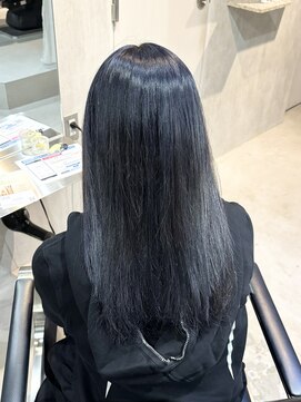 ラック(LUCK) ブルーブラック/船橋/くすみベージュ/細めハイライト