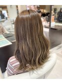 抜け感ブリーチなしオリーブベージュ