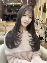 グロー 大宮(GLROW)&nbsp;ハッシュカット　ワンホンヘア　オリーブべ