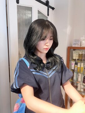 ハク アトリエ(HaKU atelier) 韓国レイヤーカット/くびれヘア/ブルーブラック