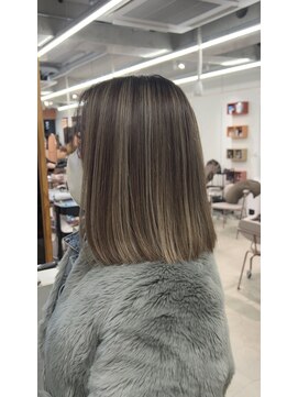 ナル(nalu.) ハイライト/ケアブリーチ/白髪ぼかし