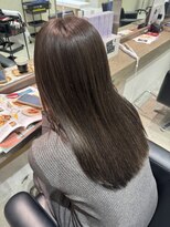ヘアーサロンデフォーエバーヴィーダ(hairsalon de Forever vida) イルミナカラーのオリーブベージュ