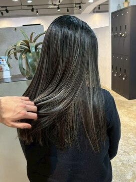 メリー オオサカ(Merly Osaka) ハイライト/似合わせカット