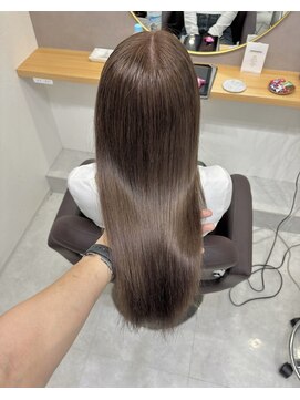 アイズ 横浜(IS) ミルクティーベージュ/髪質改善/ケアブリーチ/横浜