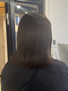 アコロン(acoron) 外はね/切りっぱなし/髪質改善