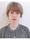 マニッシュ　ネイビーカラー　美髪　フレンチボブ　ショート