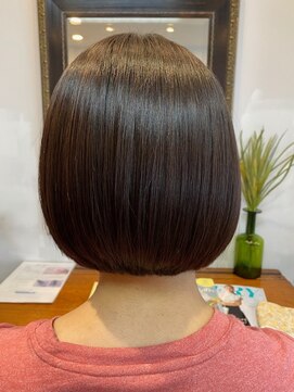 ミーノ(mｉｅｎｏ) つやボブ