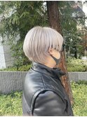 ホワイトベージュ