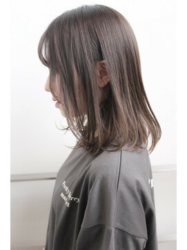 アルテロワジール(Alte Rowazle) 魔法のバブルx暗髪ストレート