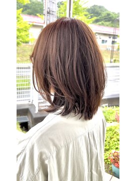 アース 富谷店(HAIR & MAKE EARTH) ミディアムレイヤー