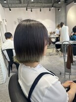 リーオオサカ(Lee Osaka)&nbsp;裾カラー×東芽生