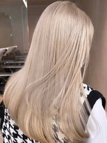 サイン 表参道(SIGN)&nbsp;イヤリングカラーマッシュウルフツヤ髪スタイルブルージュ