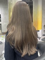 シティ(CITY)&nbsp;グレージュカラー×ロングレイヤーカット