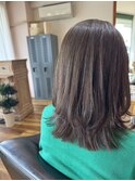 カットとカラーで柔らかヘアーに