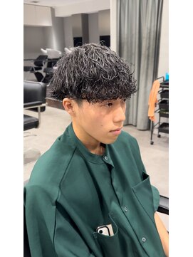 プリストオオサカ(PRIST OSAKA) 波巻きパーマ