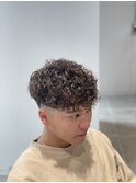 スペインカール メンズカット メンズパーマ 海外風ヘア