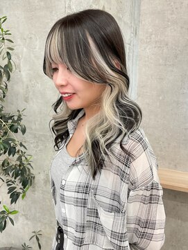 アロ 大阪梅田(alo) 【momoa】インナーホワイトカラー《ブリーチ/大阪梅田》