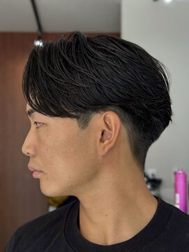 カウンター(COUNTER) メンズセンターパート/ニュアンスパーマ　【初回　￥9500】