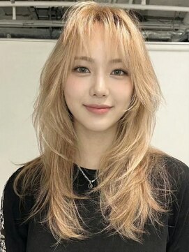 銀座/銀座駅/ブリーチ/ダブルカラー/前髪カット/インナーカラー