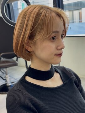 トルネード(TORNADO) 切りっぱなし前上がりボブ ベージュ カーテンバングt123