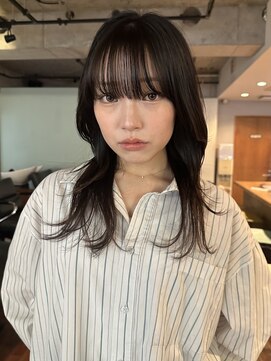 ノラジャーニー(NORA Journey) レイヤーカットハッシュカットミディアムレイヤー顔周りレイヤー