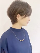 アンド ストーリーズ(&STORIES)&nbsp;大人可愛い前髪ありのひし形マッシュショートヘア３０代４０代