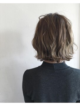 リルマッシュ(Lil.Mash) 一人ひとりの骨格に合わせたカットで、伸びてきても崩れにくい！