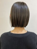 モリオ フロム ロンドン 成増店 【morio成増/米村】ぱっつんボブ オリーブカラー