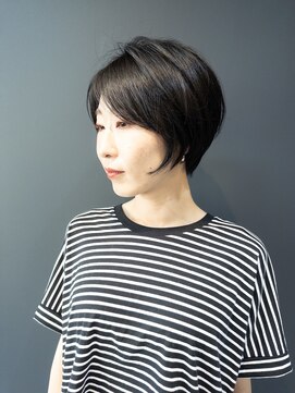 グーシップ(GOO/SYIP) ステップボーンカット×黒髪ヘア