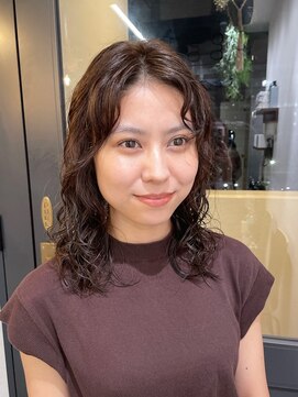 オッジバイケンジ(oggi by KENJE) 【misa】ミディアムパーマ