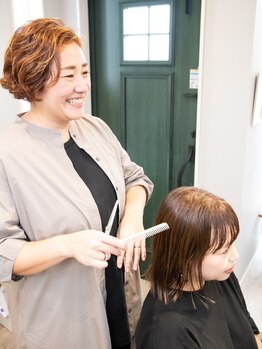 パインツリー(pine tree)の写真/アットホームで和やかな雰囲気♪ 丁寧なカウンセリングで理想を掴み、 期待以上の仕上がりに◎