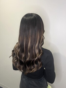 ブランシスヘアー(Bulansis Hair) 大人ハイライトのお客様！
