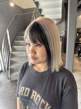 インク(ink) ホワイト×ブロックカラー