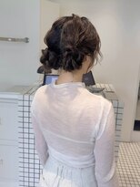 ノーヴァン デフォーム(NOVAN DEFORM) ヘアセット カジュアルアレンジ ツインアレンジ ゆるふわヘア