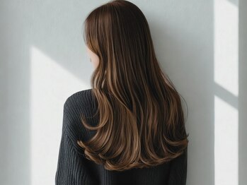 モニカ ヘアー(monica Hair)の写真/こだわりの髪質改善カラーでブリーチ/ハイライトもダメージレスに透明感あるツヤ髪が叶う人気の美容室♪