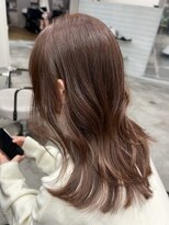 ボタン ハカタ(VOTAN hakata) 【前田七音】レイヤーカット/ヘーゼルベージュ/ブリーチなし