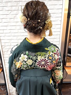 ザブックハンドサロン(The book hand salon) 袴×まとめ髪