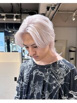 ベレーザ 川越(Beleza)&nbsp;川越_ホワイトベージュセンター分けフェザーショートウルフ