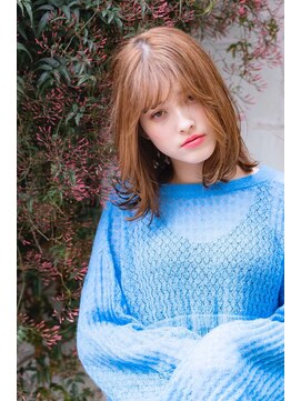 メーヴェ(Mowen) mowen×外ハネミディアム×ラフウェーブ×モカベージュ