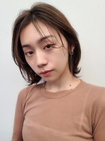 フォンズ(FONS)&nbsp;外ハネボブ　束感でお洒落に小顔にみせるヘア　スタイリング簡単