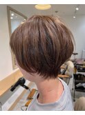 ショートボブ